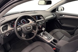 Musta Audi A4 2014 kuva 7.