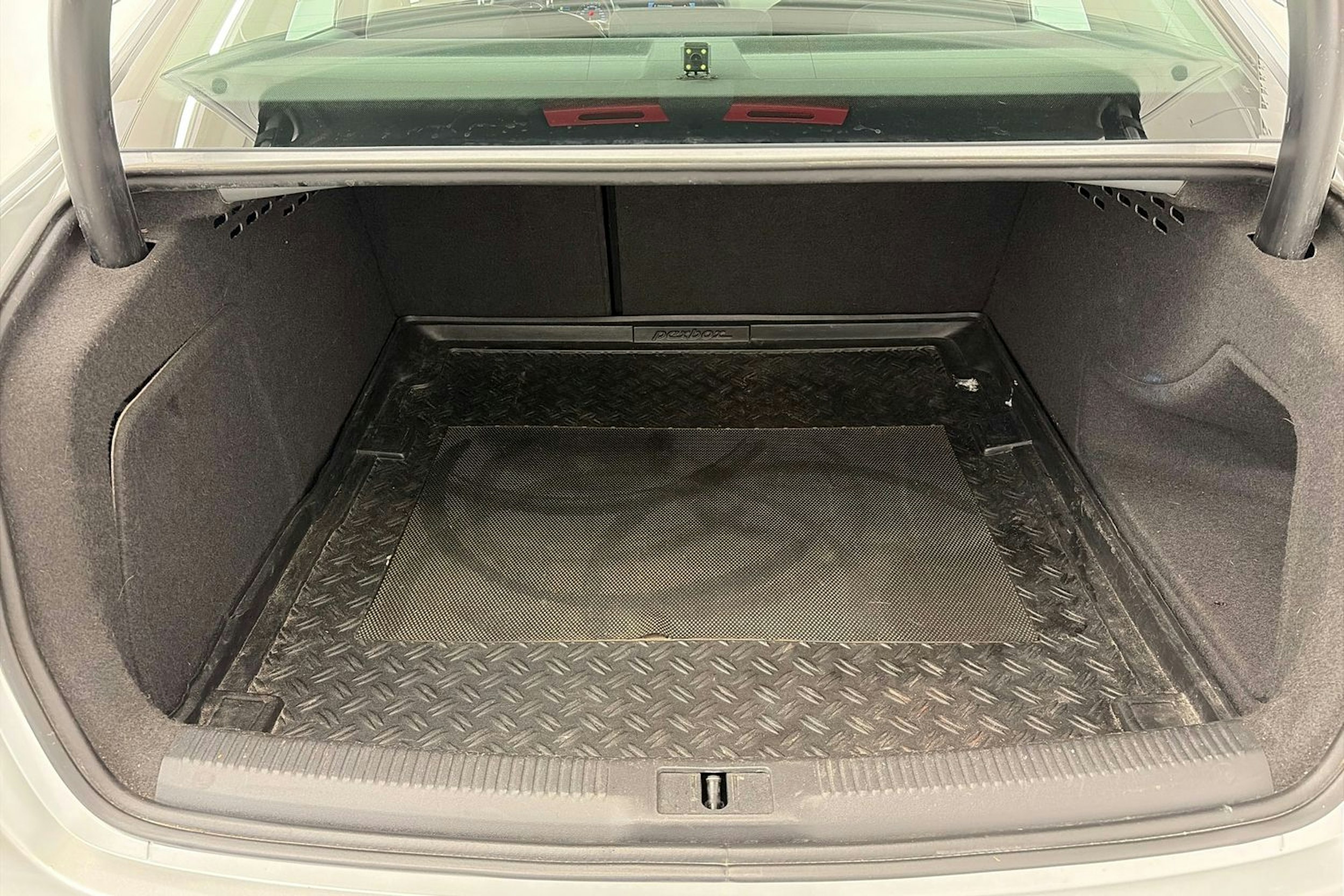 hopea Audi A4 2014 kuva 10.