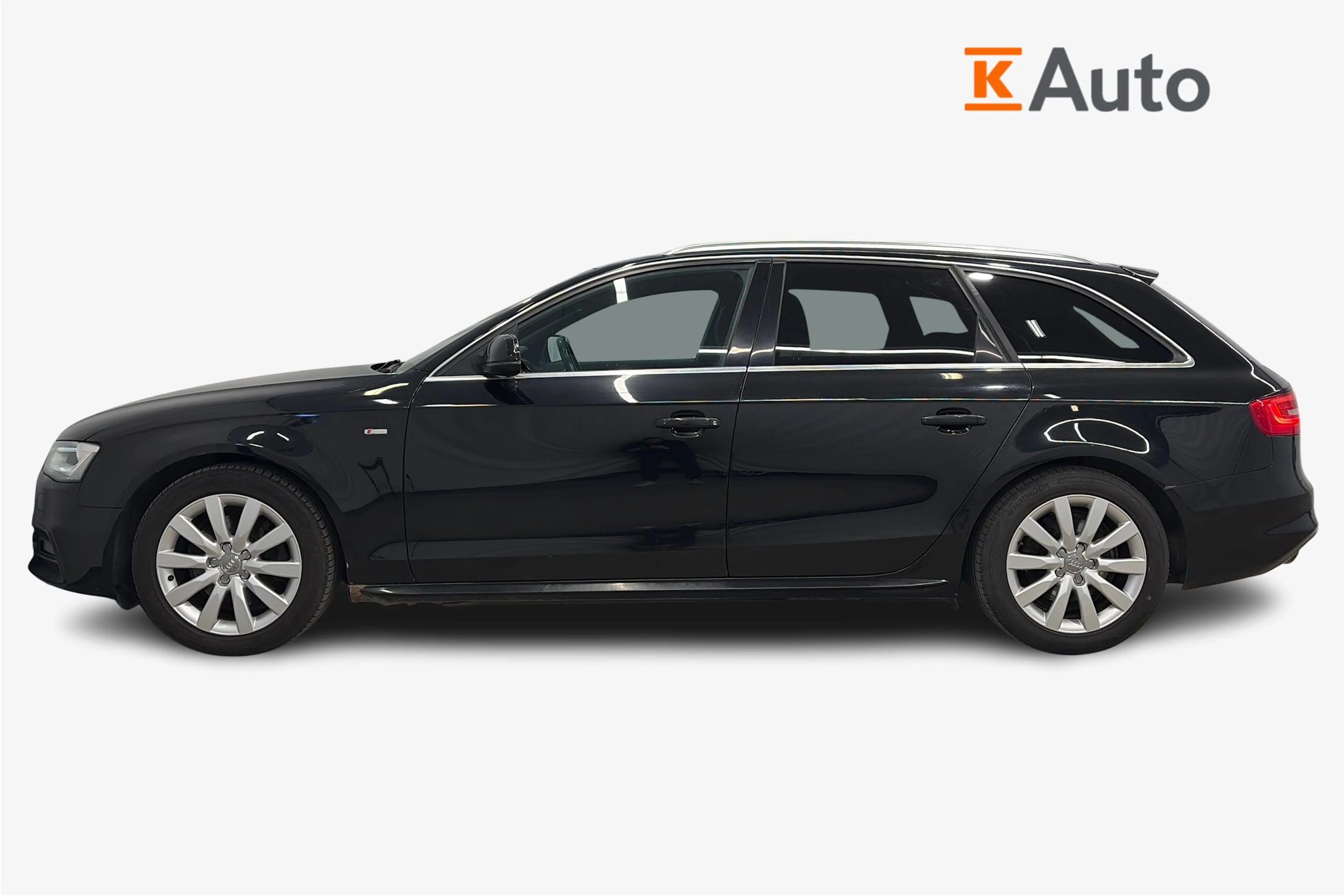 musta Audi A4 2014 kuva 7.