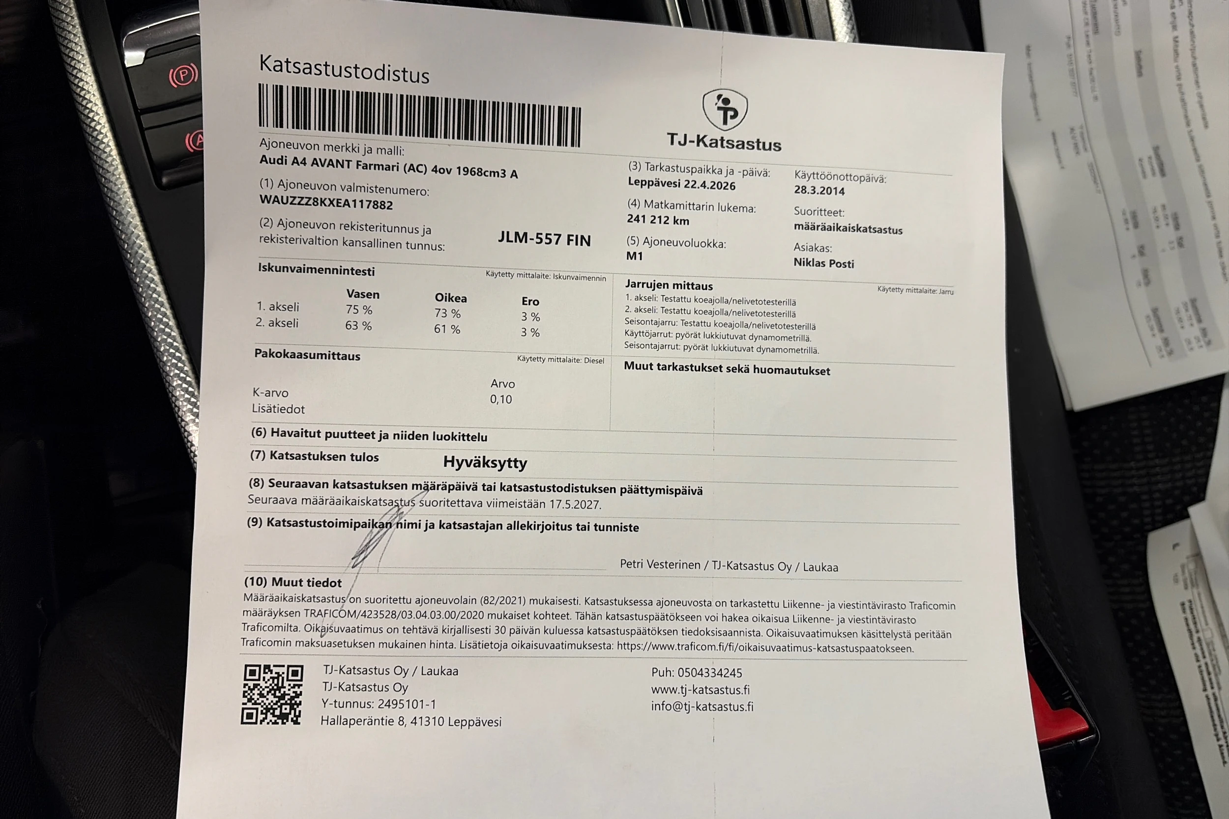 musta Audi A4 2014 kuva 36.