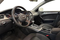 Valkoinen Audi A4 2014 kuva 6.