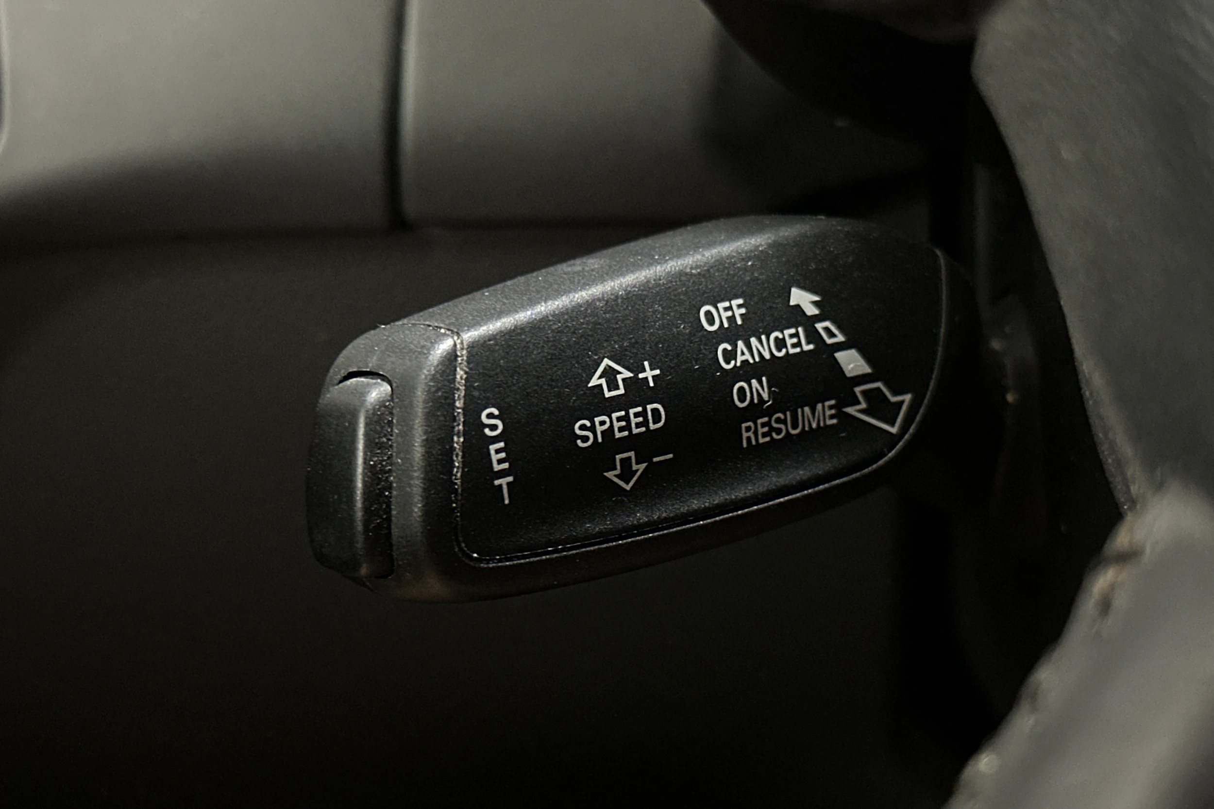 Valkoinen Audi A4 2014 kuva 16.