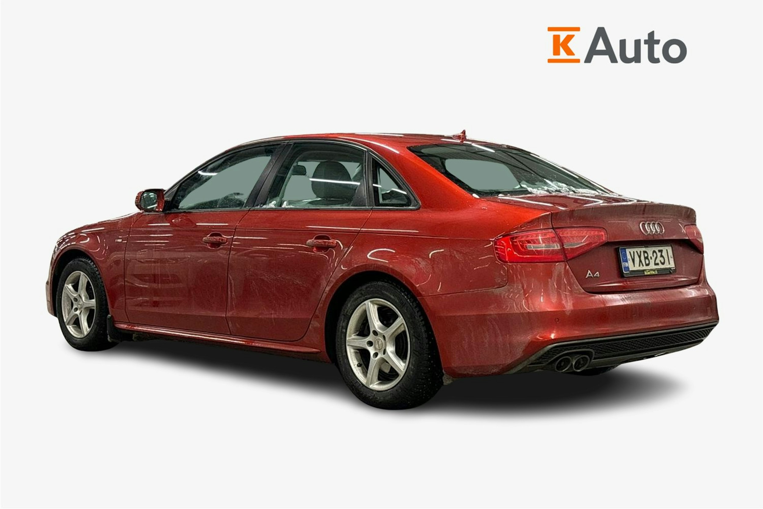 punainen Audi A4 2014 kuva 2.