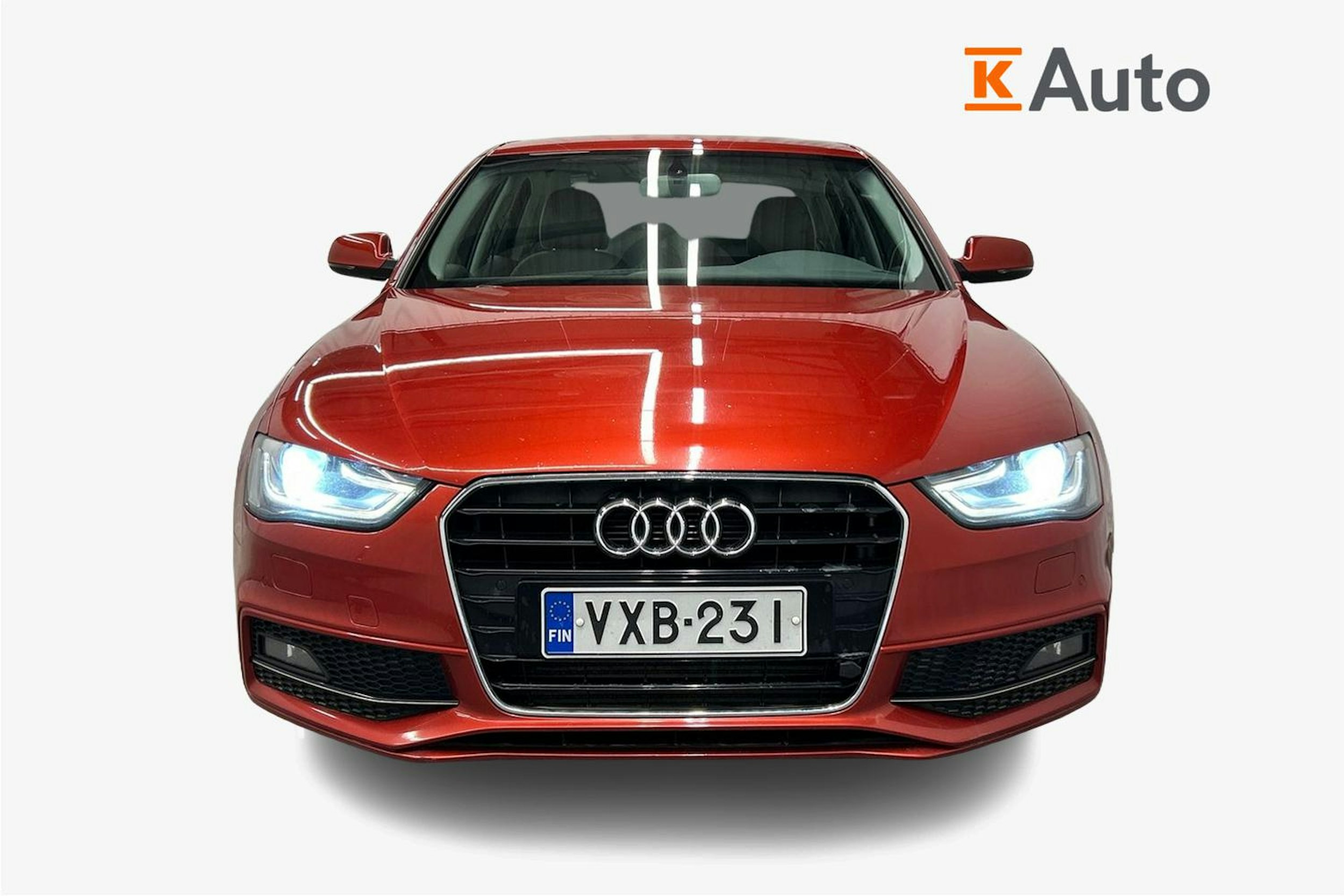 punainen Audi A4 2014 kuva 5.