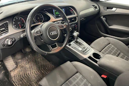 musta Audi A4 2014 kuva 3.