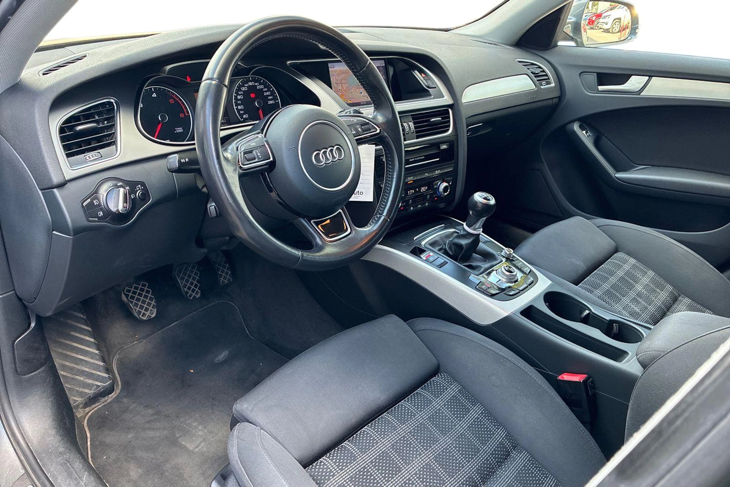 hopea Audi A4 2014 kuva 3.