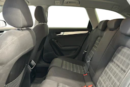 musta Audi A4 2014 kuva 8.