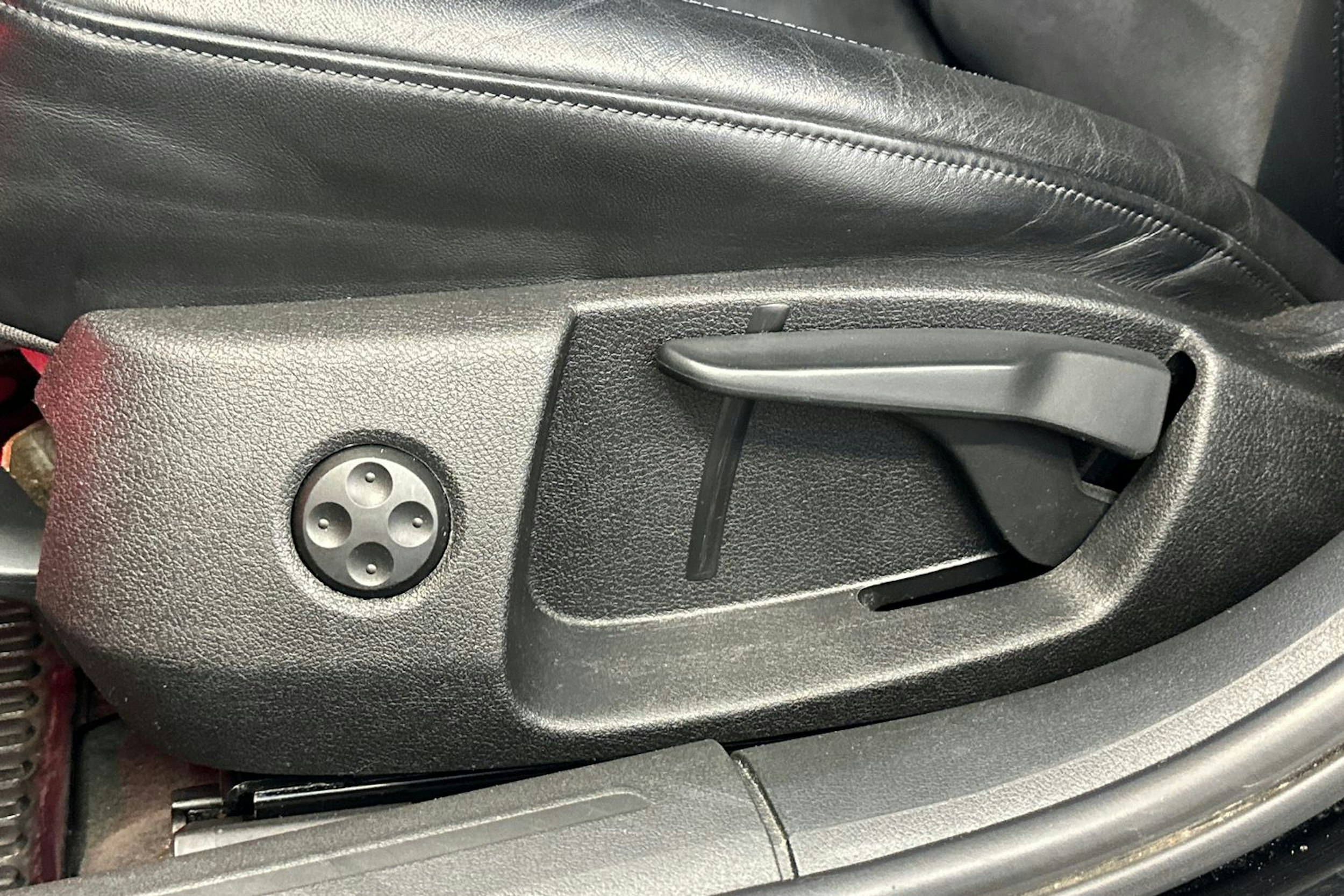 Musta Audi A4 2015 kuva 17.