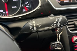 Musta Audi A4 2015 kuva 22.