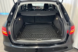 Musta Audi A4 2015 kuva 28.