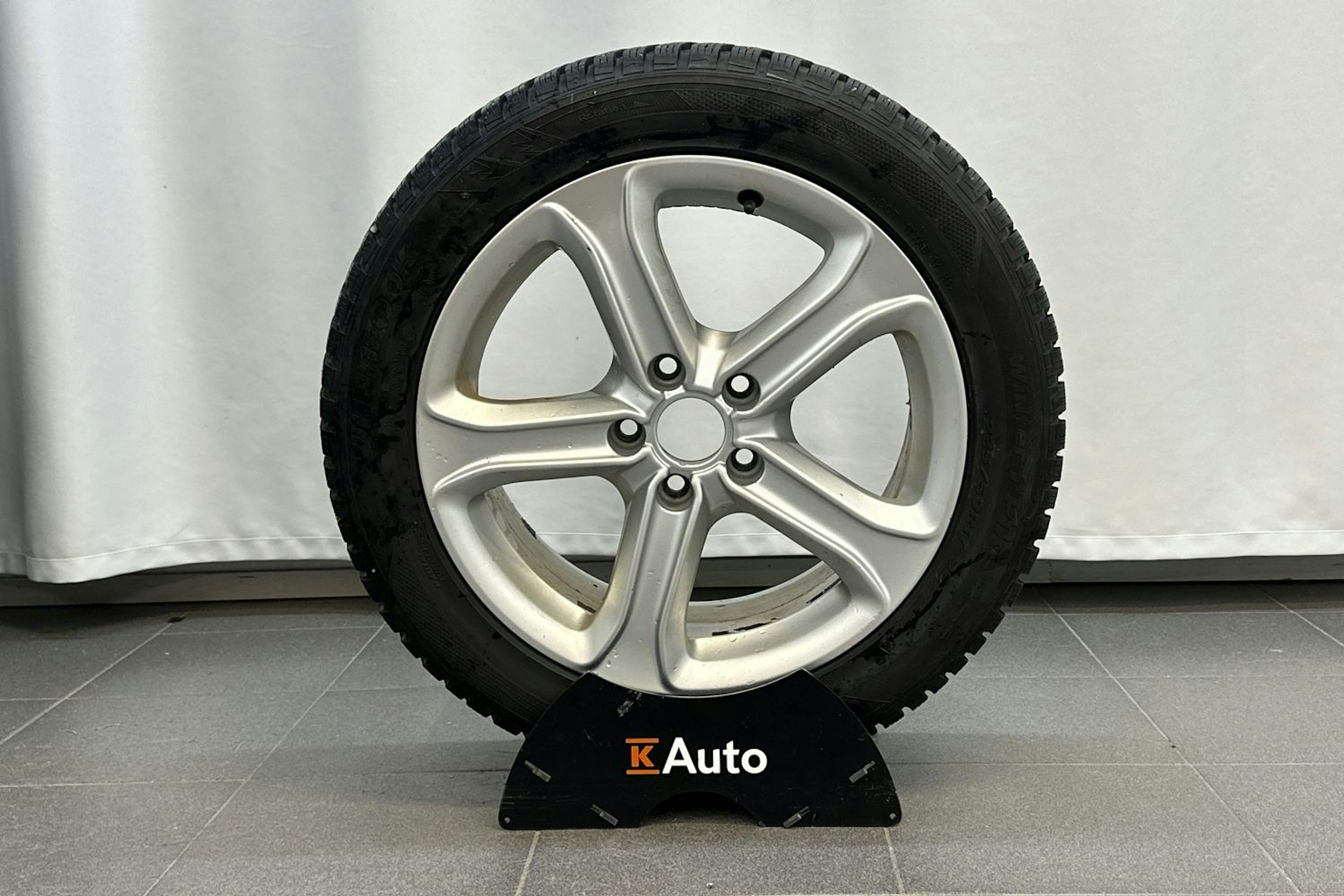 Musta Audi A4 2015 kuva 30.