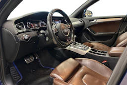 sininen Audi A4 2015 kuva 3.