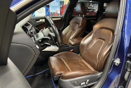sininen Audi A4 2015 kuva 4.