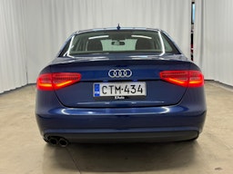 met. sininen Audi A4 2015 kuva 5.