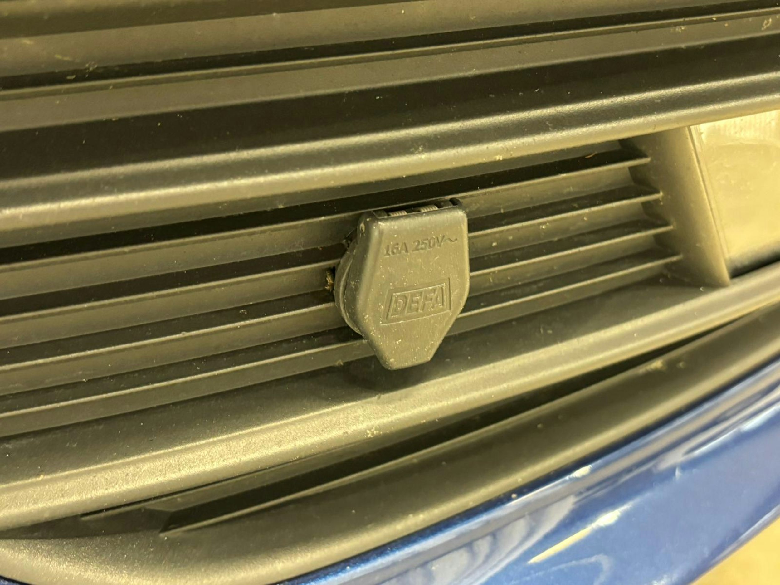 met. sininen Audi A4 2015 kuva 32.