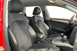 punainen Audi A4 2015 kuva 9.