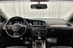 punainen Audi A4 2015 kuva 15.