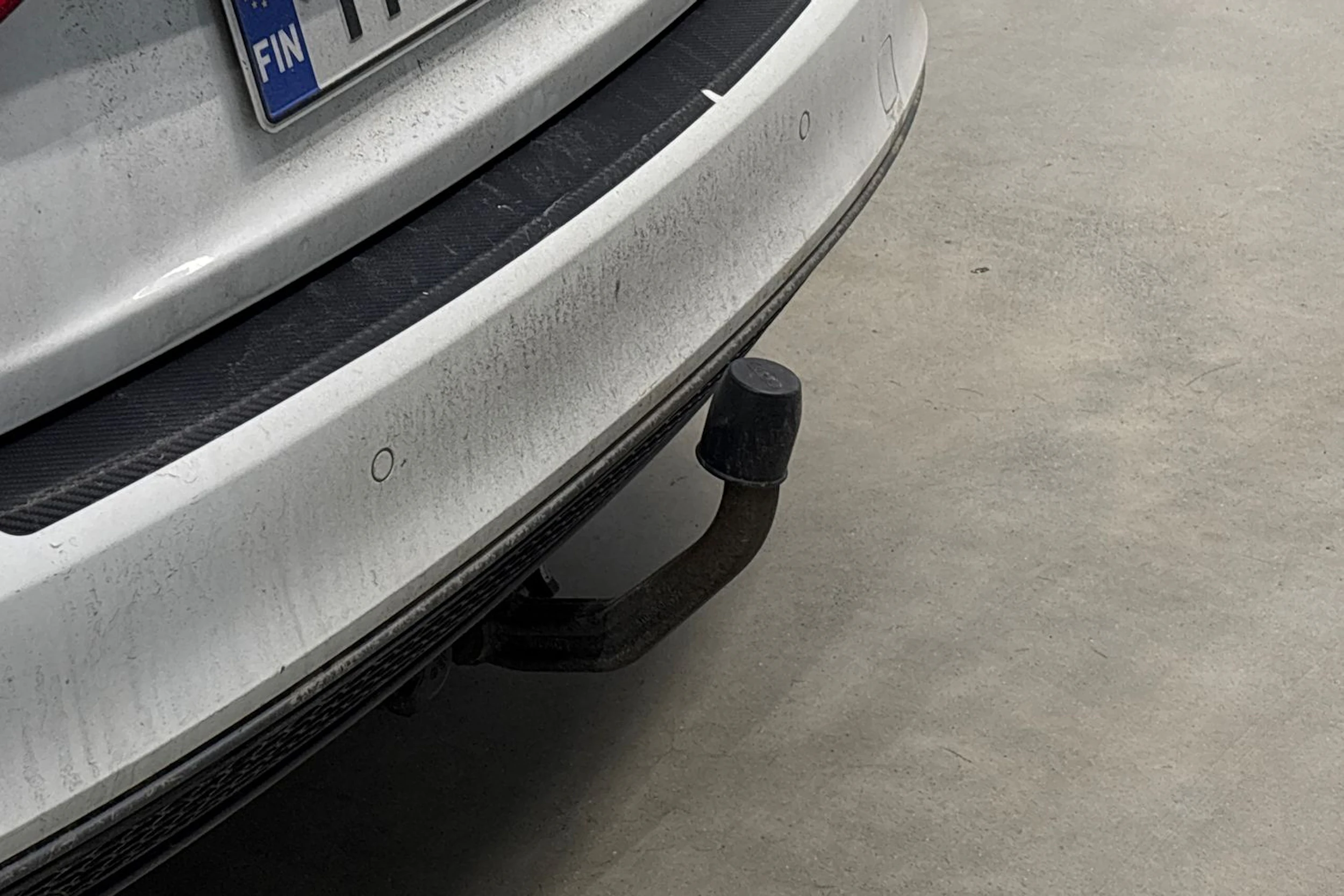 valkoinen Audi A4 2015 kuva 4.