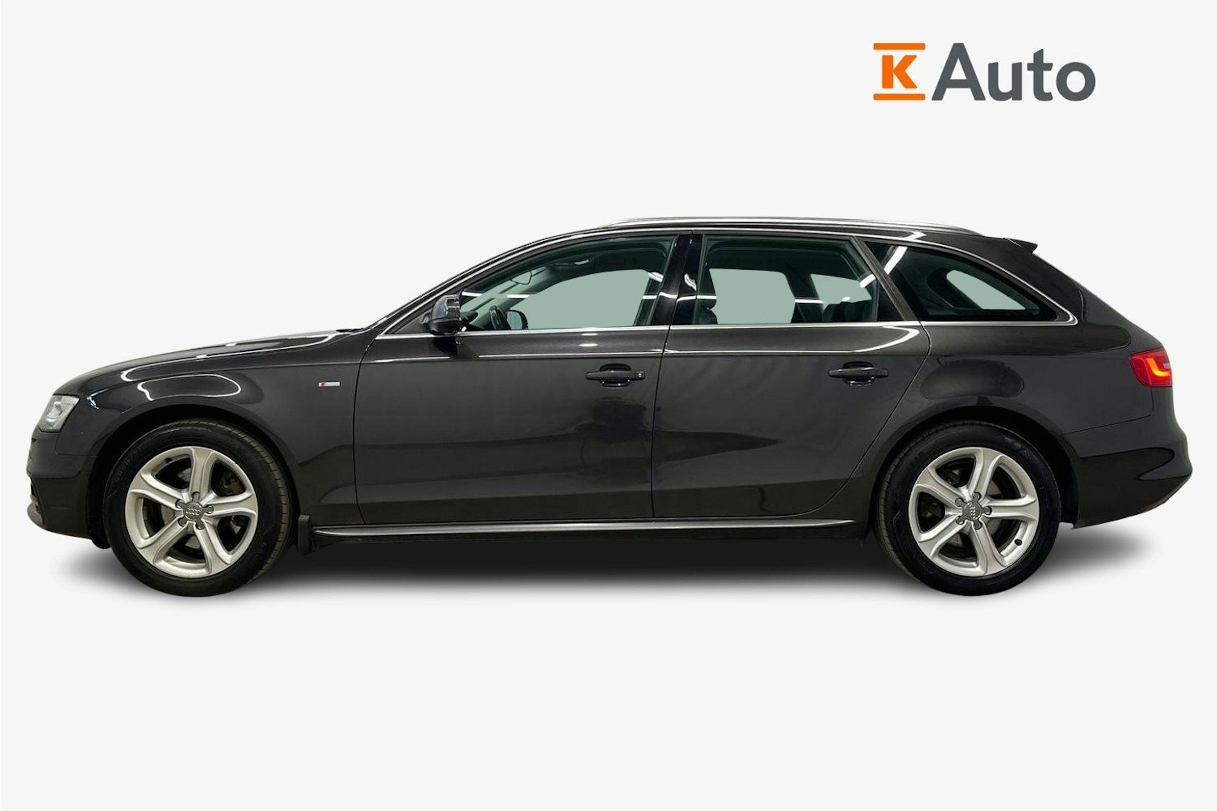 harmaa Audi A4 2015 kuva 6.