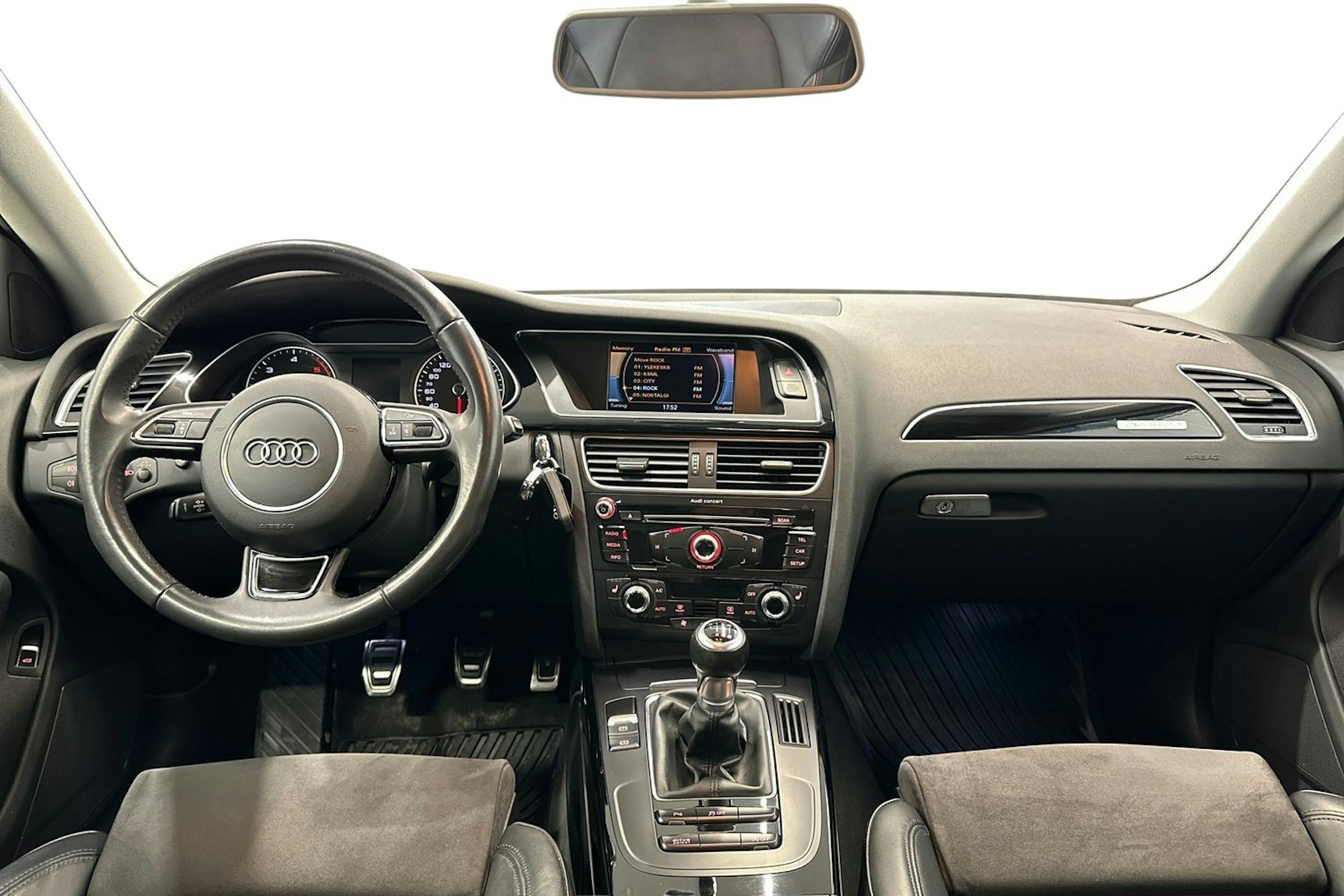harmaa Audi A4 2015 kuva 9.