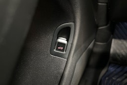 harmaa Audi A4 2015 kuva 21.