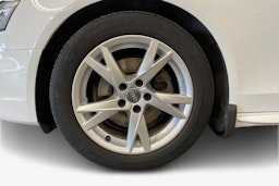 valkoinen Audi A4 2015 kuva 11.