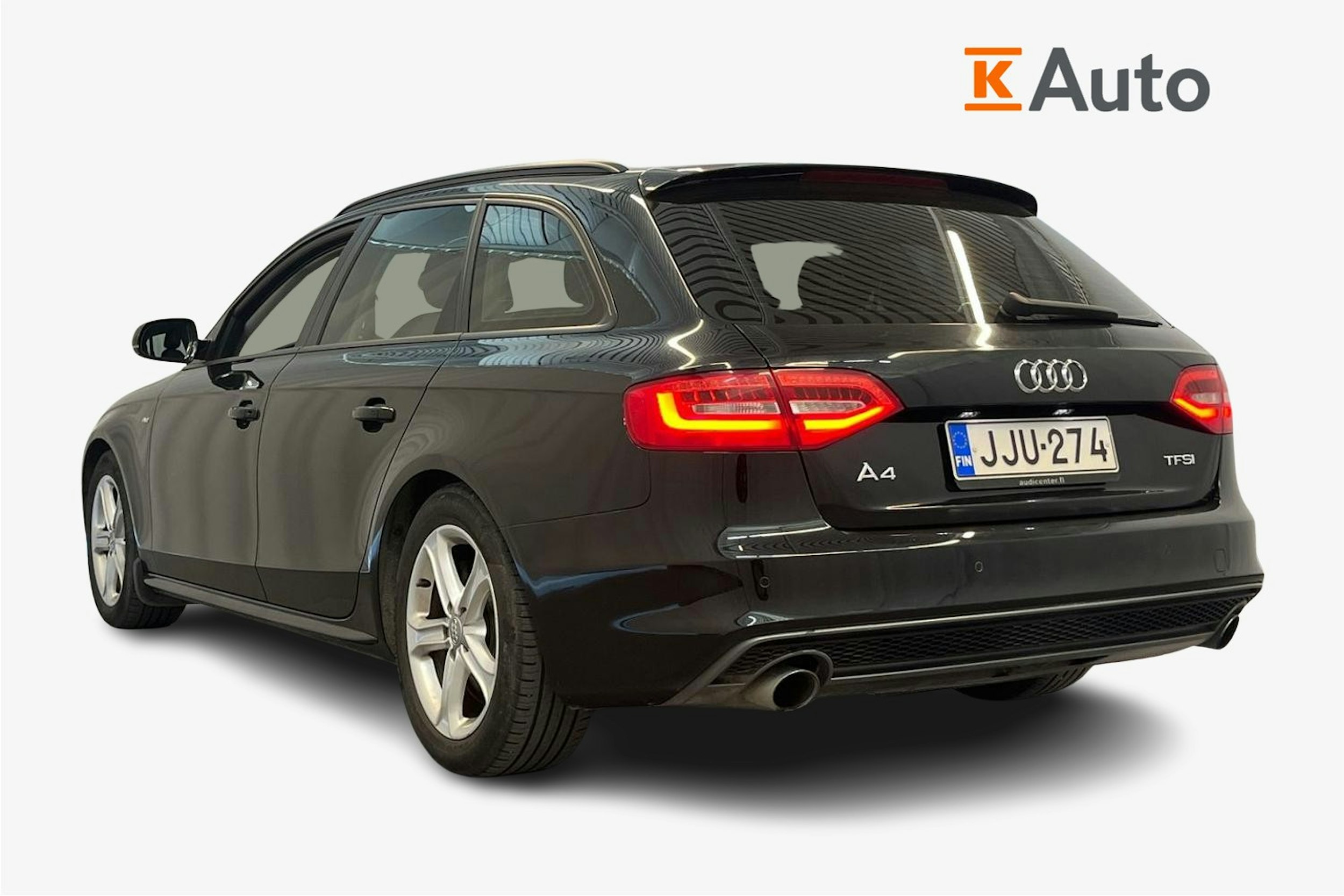 musta Audi A4 2015 kuva 2.