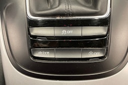 valkoinen Audi A4 2015 kuva 16.