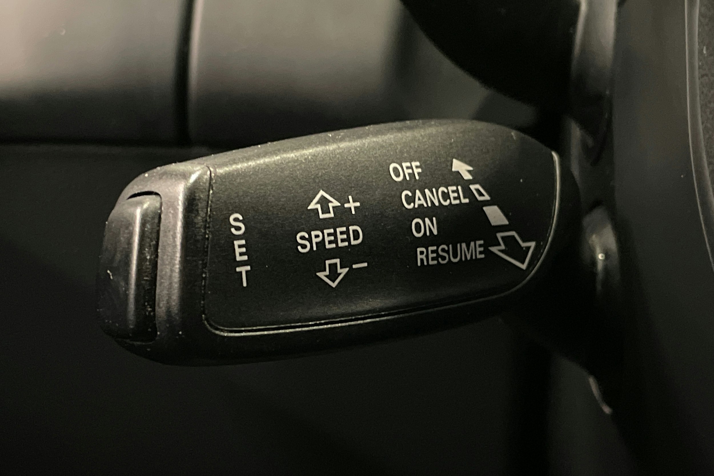 valkoinen Audi A4 2015 kuva 17.
