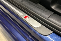 met. sininen Audi A4 2015 kuva 15.