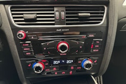 met. sininen Audi A4 2015 kuva 21.
