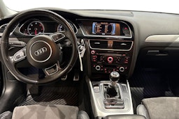 musta Audi A4 2015 kuva 9.
