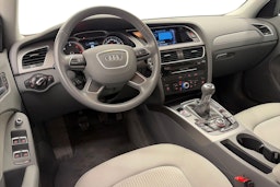 harmaa Audi A4 2015 kuva 7.