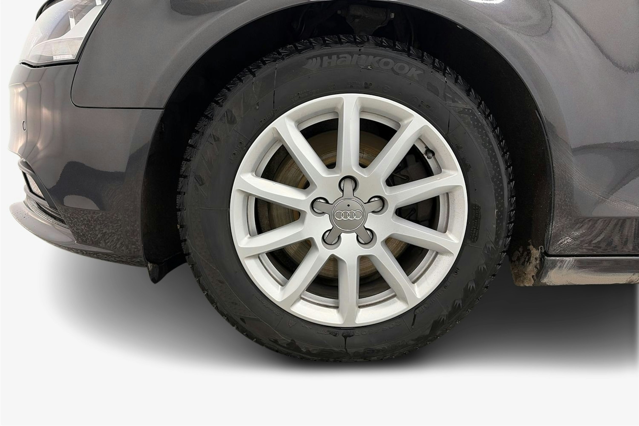 harmaa Audi A4 2015 kuva 11.