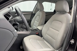 harmaa Audi A4 2015 kuva 16.