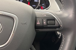 harmaa Audi A4 2015 kuva 19.