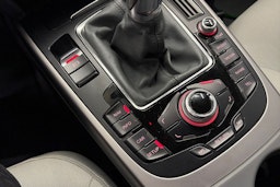 harmaa Audi A4 2015 kuva 25.