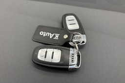 harmaa Audi A4 2015 kuva 26.