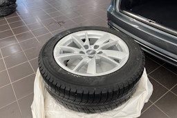 harmaa Audi A4 2016 kuva 13.