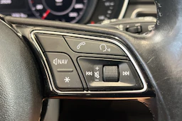 Sininen Audi A4 2016 kuva 15.