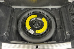 Sininen Audi A4 2016 kuva 16.