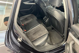 Sininen Audi A4 2016 kuva 17.