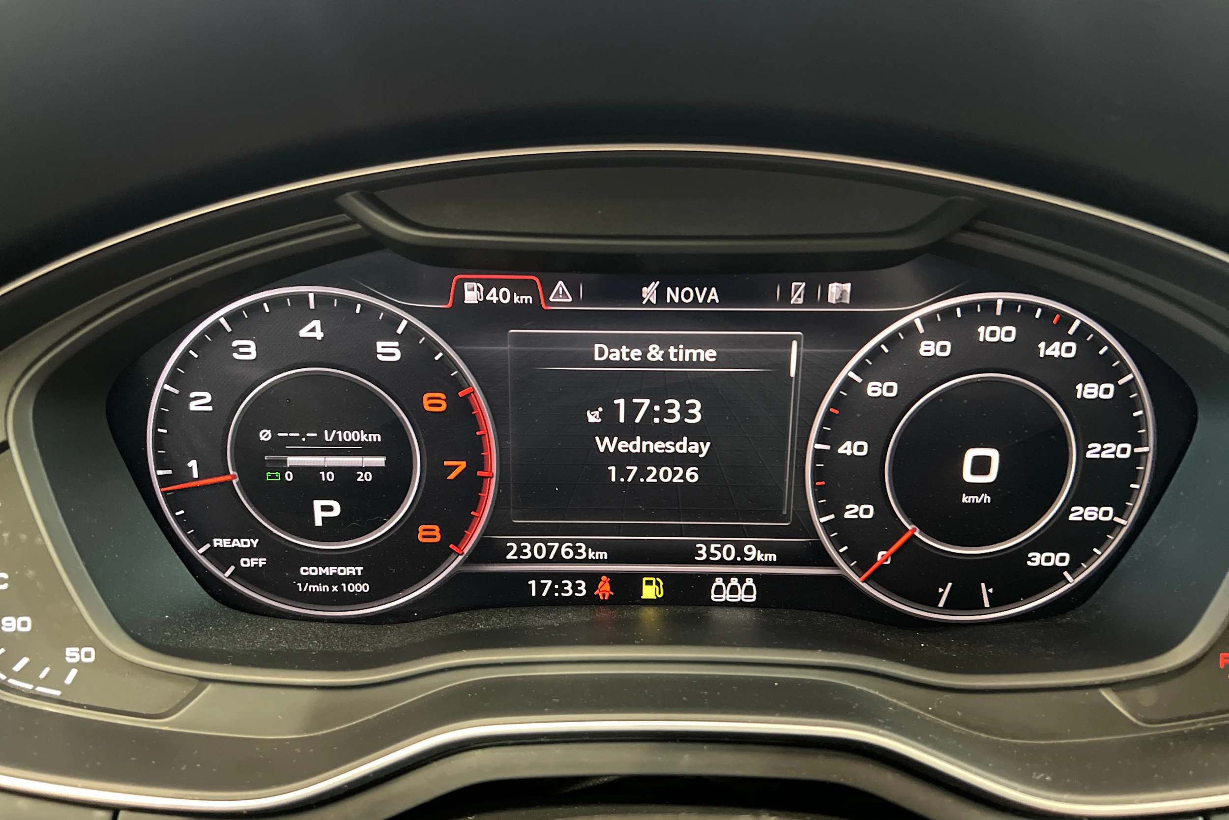 Sininen Audi A4 2016 kuva 20.