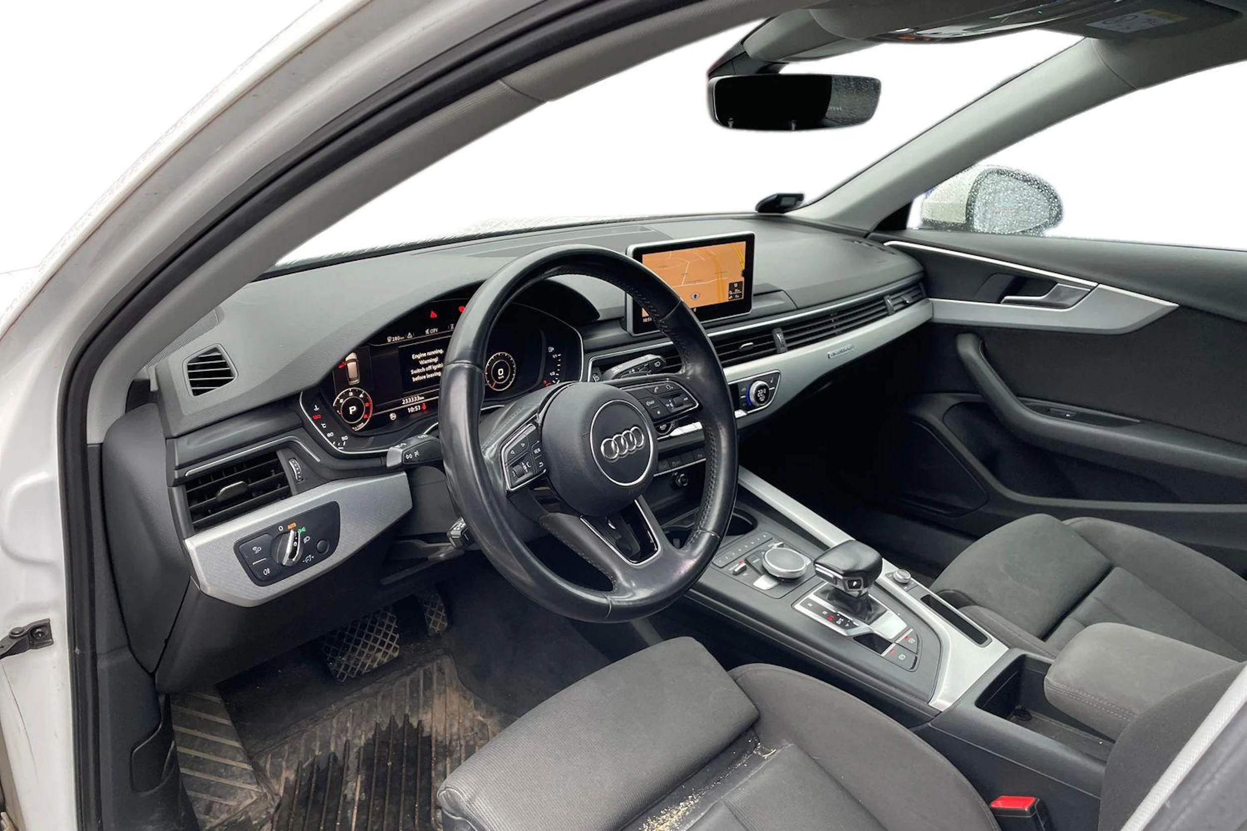 valkoinen Audi A4 2016 kuva 3.
