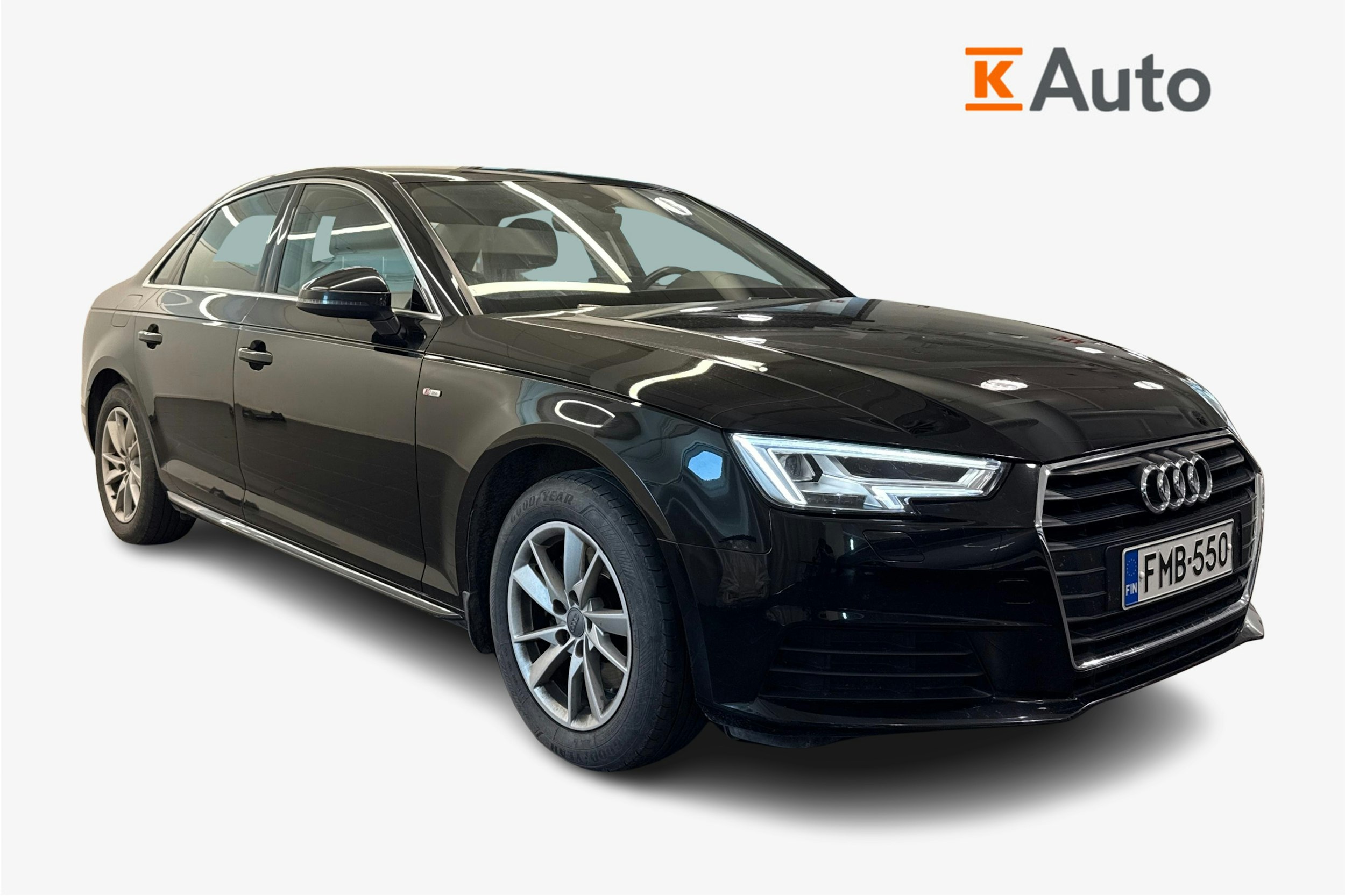 Musta Audi A4 2016 kuva 1.