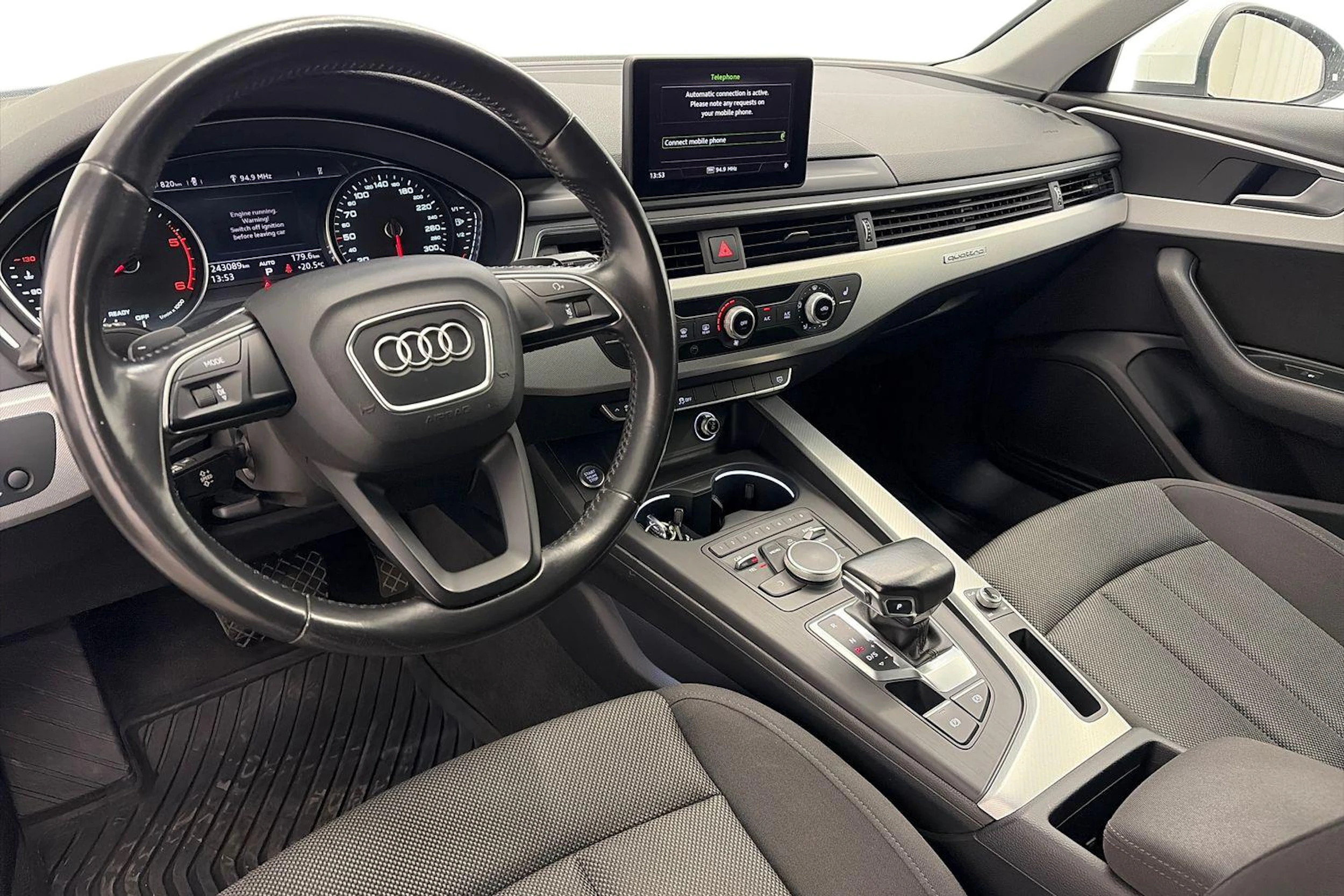 valkoinen Audi A4 2016 kuva 6.