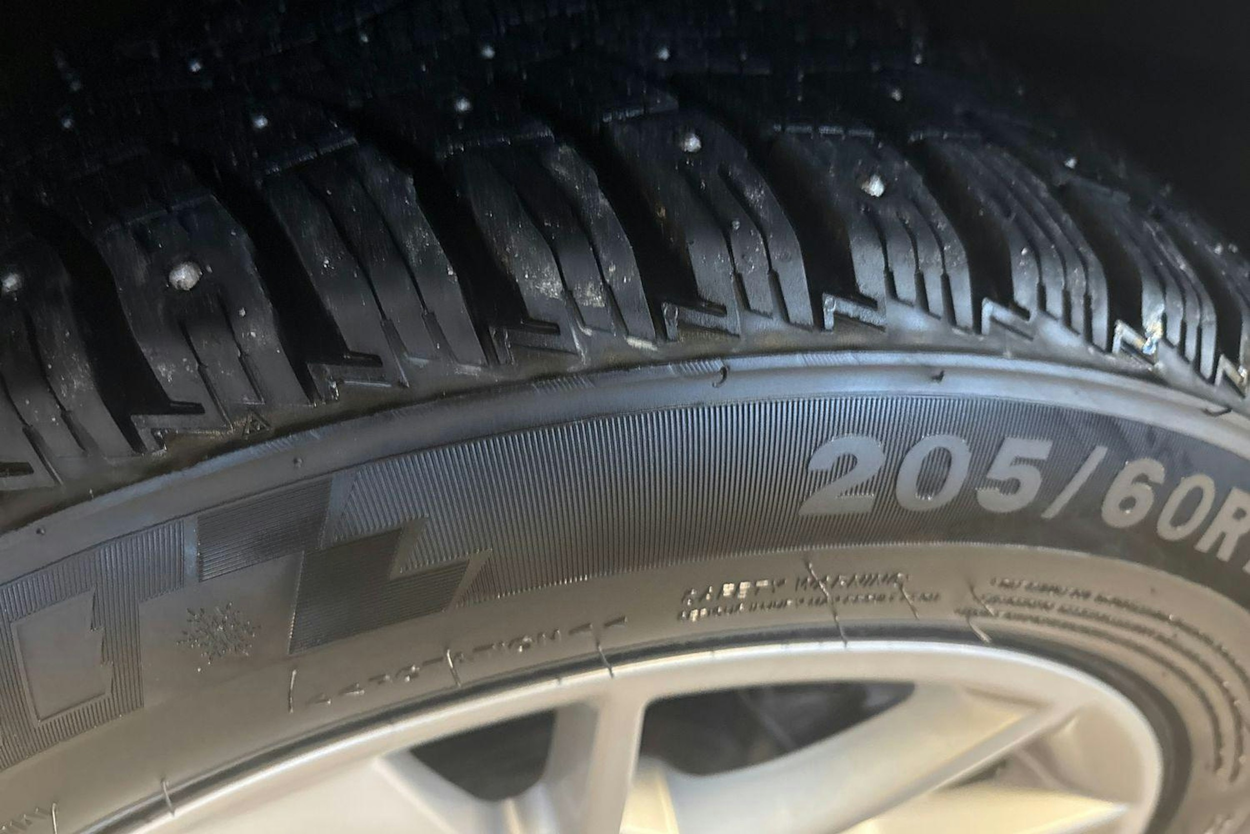 Musta Audi A4 2016 kuva 9.