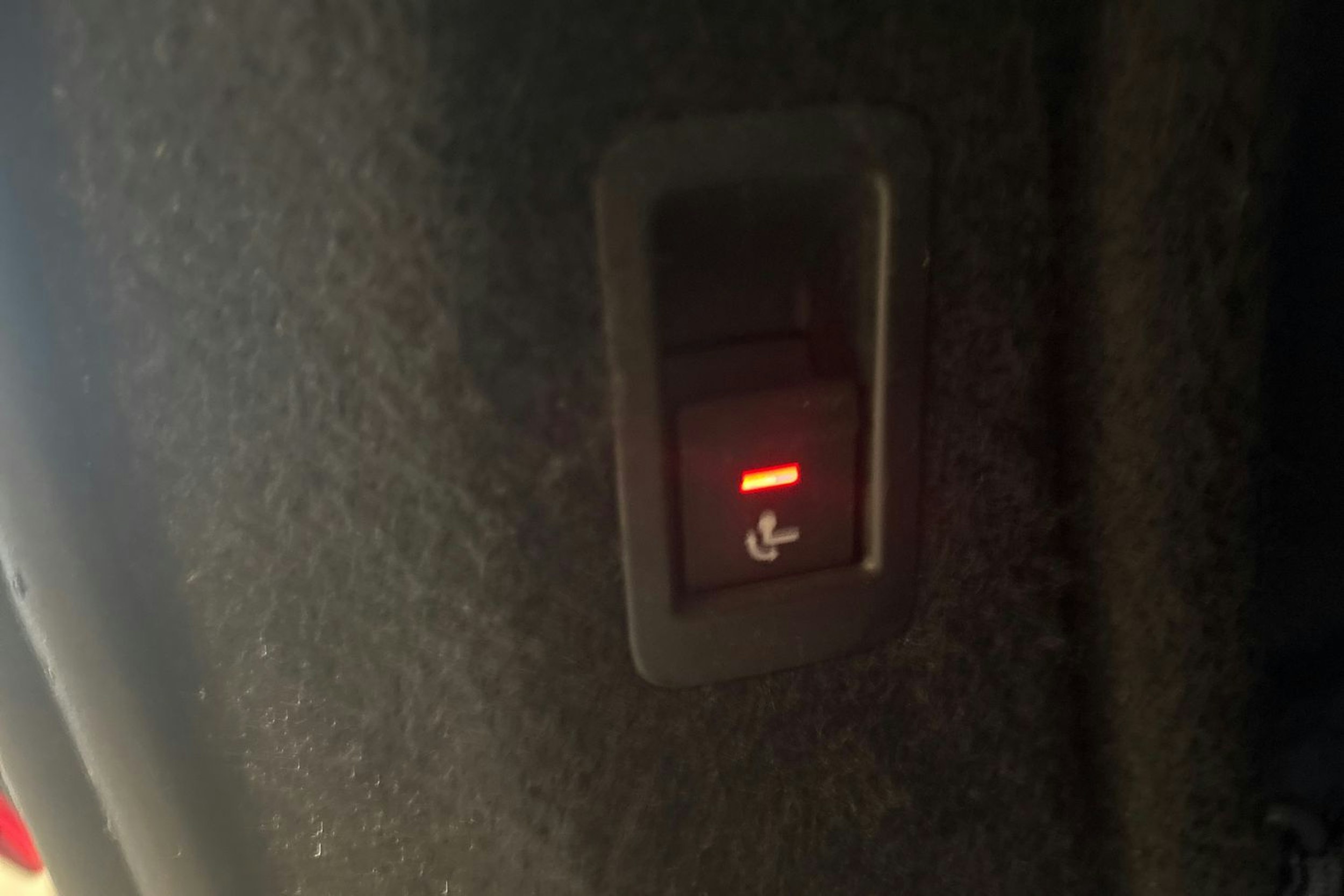 Musta Audi A4 2016 kuva 13.