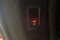 Musta Audi A4 2016 kuva 13.