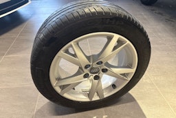 Musta Audi A4 2016 kuva 14.